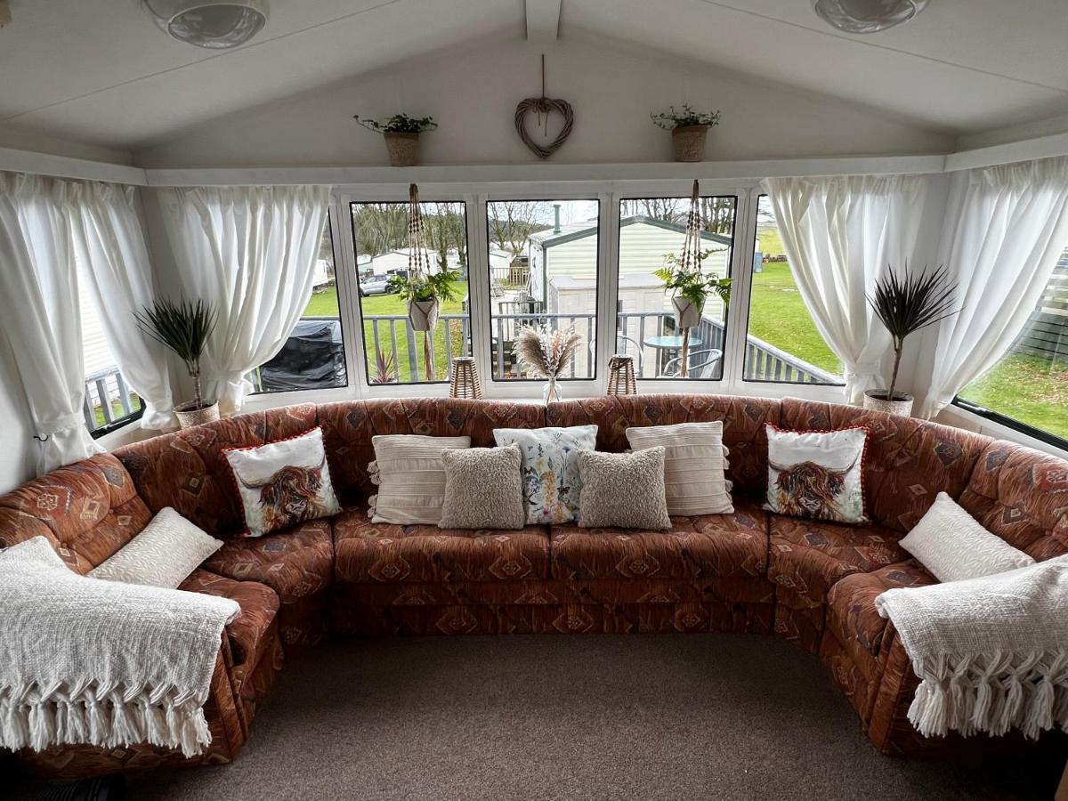 Jungle House No.26 At Three Lochs Holiday Park ニュートン・スチュワート エクステリア 写真