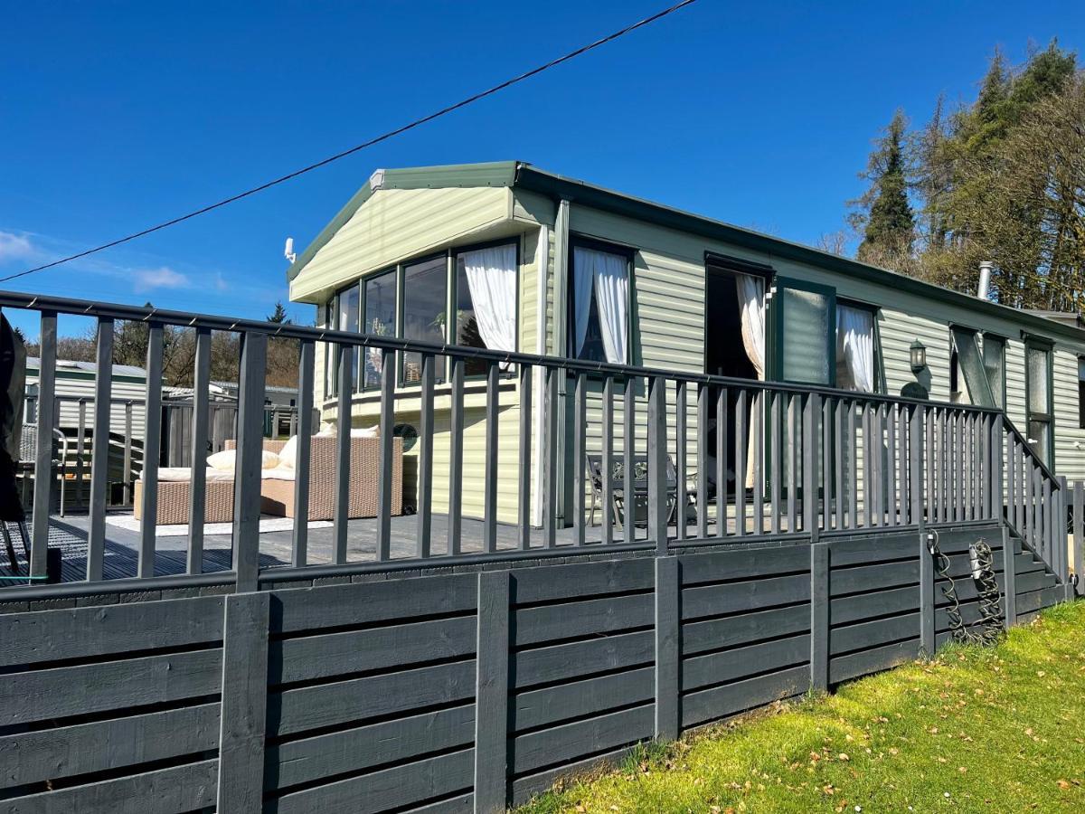 Jungle House No.26 At Three Lochs Holiday Park ニュートン・スチュワート エクステリア 写真