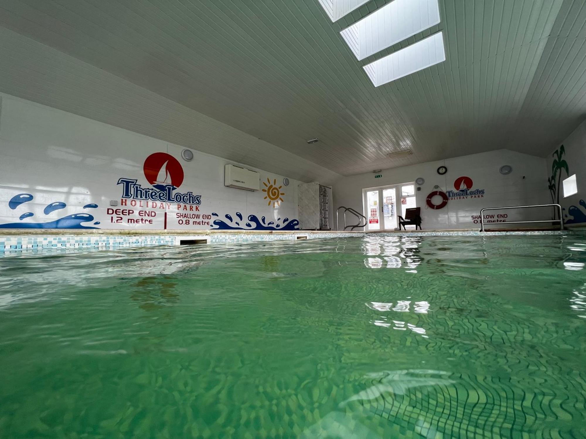 Jungle House No.26 At Three Lochs Holiday Park ニュートン・スチュワート エクステリア 写真